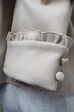 画像3: axes femme / 袖フリルピーコート  ベージュ S-25-12-17-034-AX-CO-HR-ZTC012 (3)