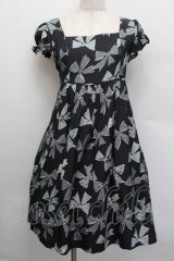 Jane Marple / Ribbons go aroundワンピース  黒ｘグレー S-25-12-17-056-JM-OP-AS-ZS