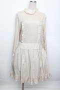Jane Marple / ピンタックフリルワンピース  ベージュ S-25-12-20-1027-JM-OP-AS-ZS