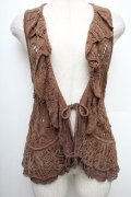 axes femme / フリルカラーニットベスト  茶 S-25-12-21-040-AX-TO-HR-ZS