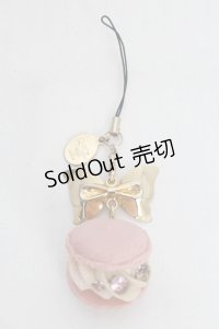 Q-pot. / ストロベリーマカロンストラップ  ピンク S-25-12-21-002-QP-ZA-SZ-ZS