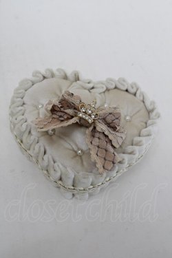 画像2: Hoshibako Works / カクテルハット「ハートギフト」  アイボリー S-25-12-23-056-LO-AC-HR-ZS