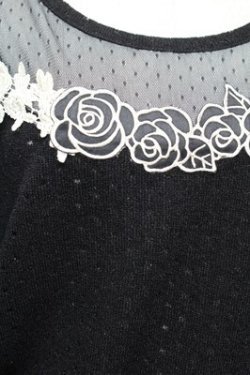 画像3: axes femme / バラ刺繍入りドルマンプルオーバー  黒 S-25-12-28-013-AX-TO-HR-ZS