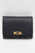 Q-pot. / Taffy Candy Short Wallet  黒 S-25-12-29-005-QP-ZA-HR-ZS
