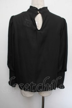 画像3: axes femme NOSTALGIE / 胸元レース切替ピンタックブラウス F 黒 S-26-01-04-018-AX-BL-TK-ZS