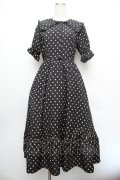 m petit by misako / 梨地水玉半袖ワンピース S 黒 S-26-01-08-045-LO-OP-HR-ZS