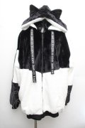 NOEMIE / ねこ耳ユニセックスファーブルゾン  黒ｘ白 S-26-01-08-032-LO-CO-HR-ZS