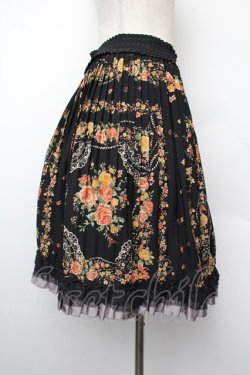 画像2: axes femme / スカーフ柄プリーツスカート  黒 S-26-01-10-061-AX-SK-HR-ZS