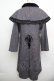 画像2: axes femme POETIQUE / ケープ付きチェック柄コート  グレー S-26-01-15-053-AX-CO-HR-ZS (2)