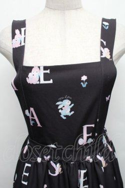 画像3: Ms LUTRA / ラビットアルファベット柄ジャンパースカート  黒 S-26-01-23-036-LO-OP-SA-ZS