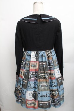 画像2: Cute.Q / カセットテープ柄ワンピース  黒Ｘブルー S-26-01-23-040-EL-OP-SA-ZT157