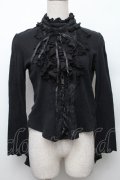 h.naoto Blood / プリント入編み上げフリルカットソー  黒 S-26-01-28-013-HN-TO-SZ-ZS