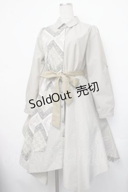 画像1: axes femme / スカーフ柄切換シャツワンピ  カーキ S-26-01-29-044-AX-OP-AS-ZS