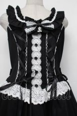 画像2: ALICE and the PIRATES / Adelineジャンパースカート  黒ｘ白 S-26-01-29-050-PA-OP-AS-ZS (2)