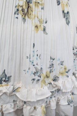 画像3: axes femme / 薔薇柄プリーツフリルスカート  オフ S-26-01-29-060-AX-SK-AS-ZS