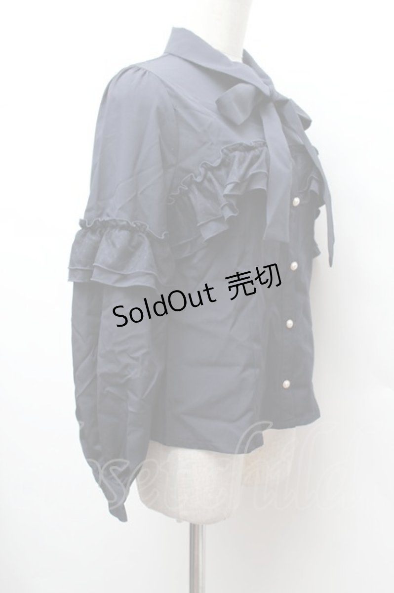 画像2: axes femme POETIQUE / フリルデコレーションブラウス  紺 S-26-02-04-008-AX-BL-HR-ZS (2)