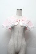 metamorphose / 無地ラッセルレースつき丸襟ケープ  ピンク S-26-02-09-005-ME-TO-HR-ZS