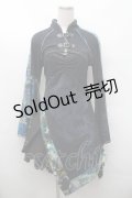 Qutie Frash / 龍ptレイヤード風和柄チュニックワンピース  黒ｘブルー S-26-02-11-056-QU-OP-HR-ZS