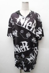 NieR Clothing / 転写プリントトップス  黒 S-26-02-11-015-PU-TO-AS-ZS