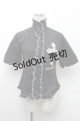 PUTUMAYO / 立ち襟クロスプリント半袖ブラウス  黒ｘ白 S-26-02-11-038-PT-BL-HR-ZS