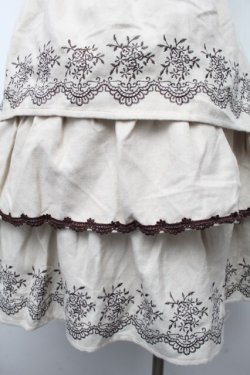 画像2: axes femme / 刺繍入ティアードスカート  オフ S-26-02-13-053-AX-CO-AS-ZS