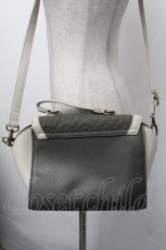 画像3: axes femme / 蝶々キルティングバッグ  カーキ S-26-02-13-013-AX-BG-AS-ZT0412W (3)