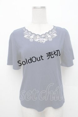 画像1: axes femme / 花刺繍スカラップレースプルオーバー  紺 S-26-02-18-045-AX-TO-HR-ZS