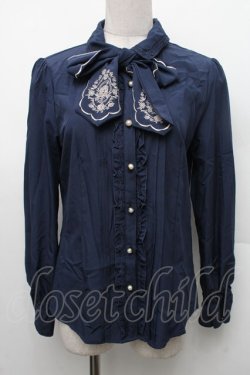画像1: axes femme / 刺繍リボンブラウス  紺 S-26-02-18-046-AX-BL-HR-ZS