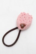 Q-pot. / ストロベリーガナッシュヘアゴム  ピンク S-26-02-18-006-QP-AC-AS-ZS