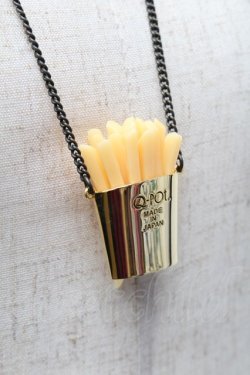 画像4: Q-pot. / Q-pot. ダイナーラッキーフレンチフライネックレス  ゴールド S-26-02-18-017-QP-AC-AS-ZS