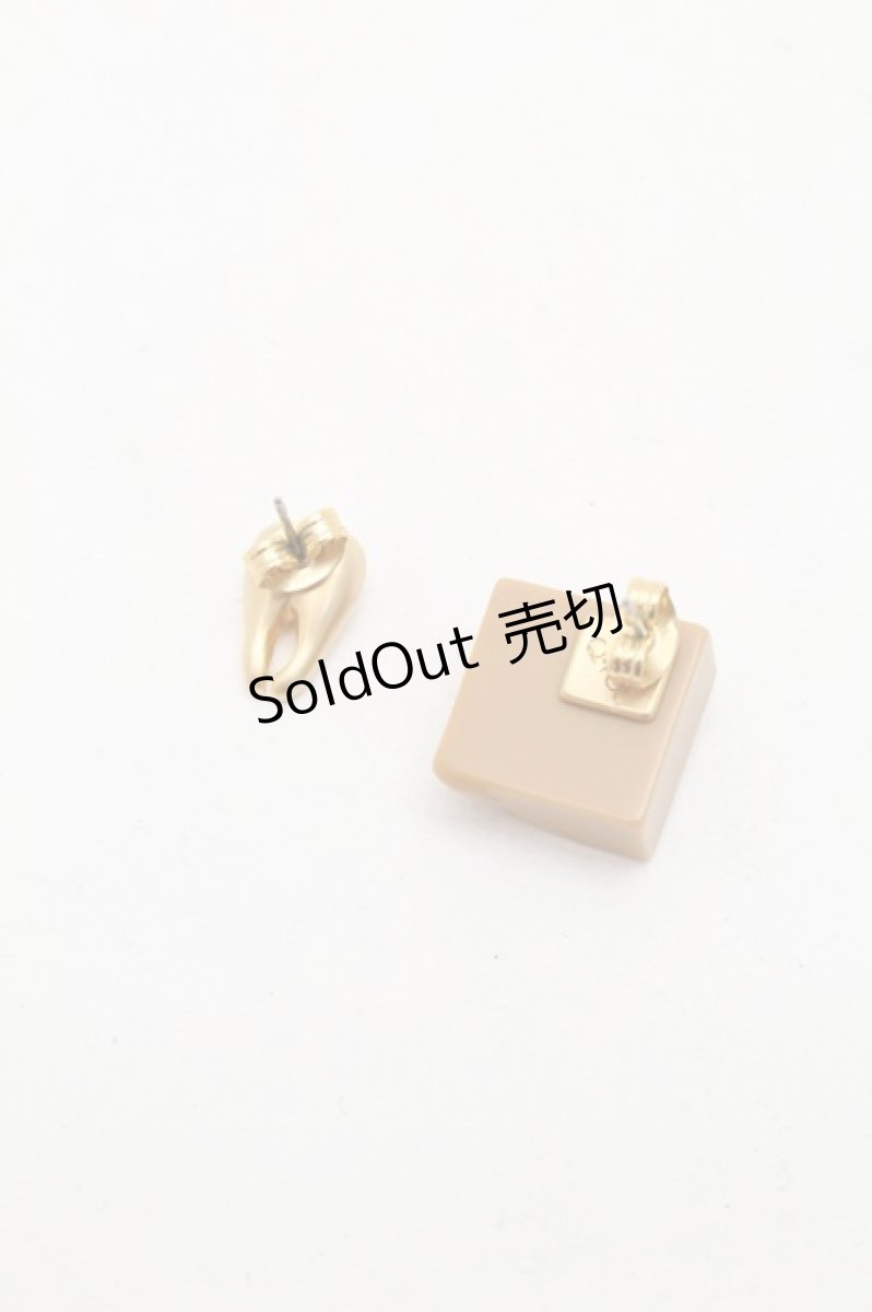 画像5: Q-pot. / キャラメル&トゥースピアス  ブラウン S-26-02-18-002-QP-AC-AS-ZS (5)