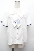 axes femme / 紫陽花刺繍リボンブラウス  白 S-26-02-20-015-AX-BL-HR-ZS