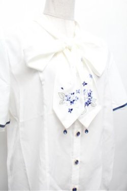 画像2: axes femme / 紫陽花刺繍リボンブラウス  白 S-26-02-20-015-AX-BL-HR-ZS