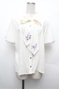 axes femme / 紫陽花刺繍リボンブラウス  キナリ S-26-02-20-016-AX-BL-HR-ZS