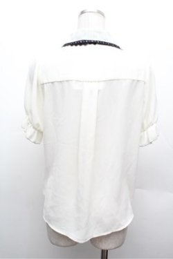 画像4: axes femme POETIQUE / ミッキー&ミニー刺繍襟半袖ブラウス  オフ S-26-02-20-017-AX-BL-AS-ZS