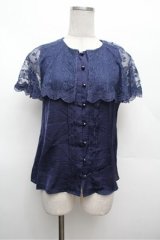 an another angelus / レースケープ衿ブラウス  紺 S-26-02-22-036-CA-BL-AS-ZS