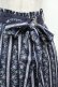 画像4: axes femme / ストライプフラワー柄スカート  紺 S-26-02-22-064-AX-SK-AS-ZS (4)