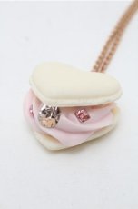 画像2: Q-pot. / ラブハートバニラミルクマカロンネックレス  白 S-26-02-23-009-QP-AC-AS-ZS (2)