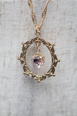 画像2: m petit by misako / AMフレームハートネックレス  ゴールド S-26-02-23-012-LO-AC-AS-ZS