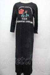 GOTH / バラプリントロングワンピース  黒 S-26-02-28-039-GO-OP-HR-ZS