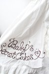 画像2: BABY,THE STARS SHINE BRIGHT / Secret Cake Factoryエプロン  白 S-26-03-01-042-BA-OP-HR-ZS (2)
