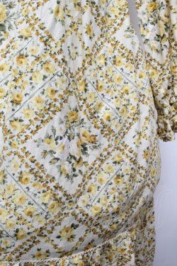 画像2: PINK HOUSE / 薔薇格子プリントミディワンピース  イエロー S-26-03-01-057-LO-OP-HR-ZS