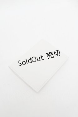 画像2: BABY,THE STARS SHINE BRIGHT / プリンセスドロップエンボスパスケース  白 S-26-03-01-008-BA-ZA-HR-ZS