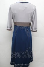 画像2: Ozz oneste / フロント魔法陣刺繍ワンピース  グレーＸ青 S-26-03-02-015-OO-OP-SA-ZS (2)