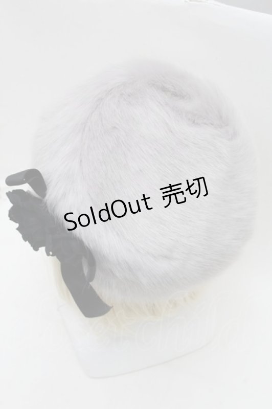 画像3: Moi-meme-Moitie / コサージュ付きファーハット  グレー S-26-03-04-040-MO-AC-HR-ZS (3)