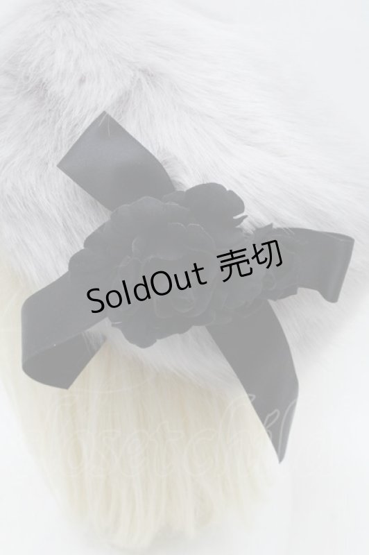 画像4: Moi-meme-Moitie / コサージュ付きファーハット  グレー S-26-03-04-040-MO-AC-HR-ZS (4)