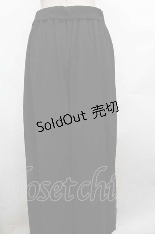 画像2: axes femme / リリー刺繍タック入ワイドパンツ  黒 S-26-03-08-057-AX-PA-AS-ZS (2)