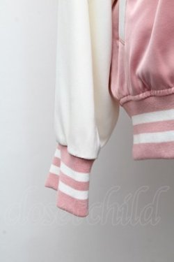 画像4: BABY,THE STARS SHINE BRIGHT / うさくみゃちゃんのSweet Loveスタジアムジャンパー  ピンク×白 S-26-03-10-056-BA-JA-TE-ZS