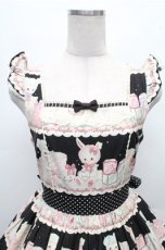 画像3: Angelic Pretty / Fancy Box肩フリルジャンパースカート  黒 S-26-03-12-042-AP-SK-HR-ZS (3)
