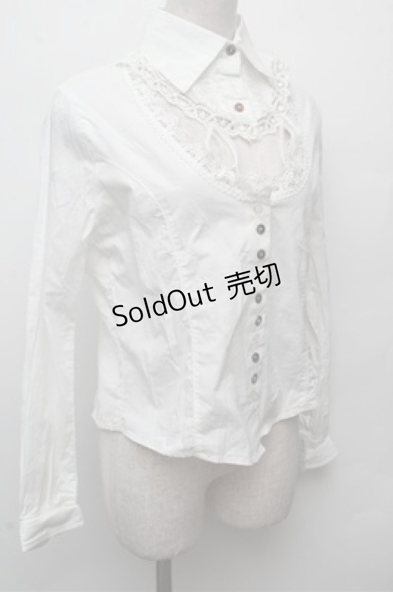 画像3: GRAMM / 胸元ビーズデザインブラウス  白 S-26-03-12-015-HN-TS-HR-ZS (3)